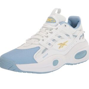 Reebok Iverson shoes. Used a few times. These are size men 4.5/women’s 6.5